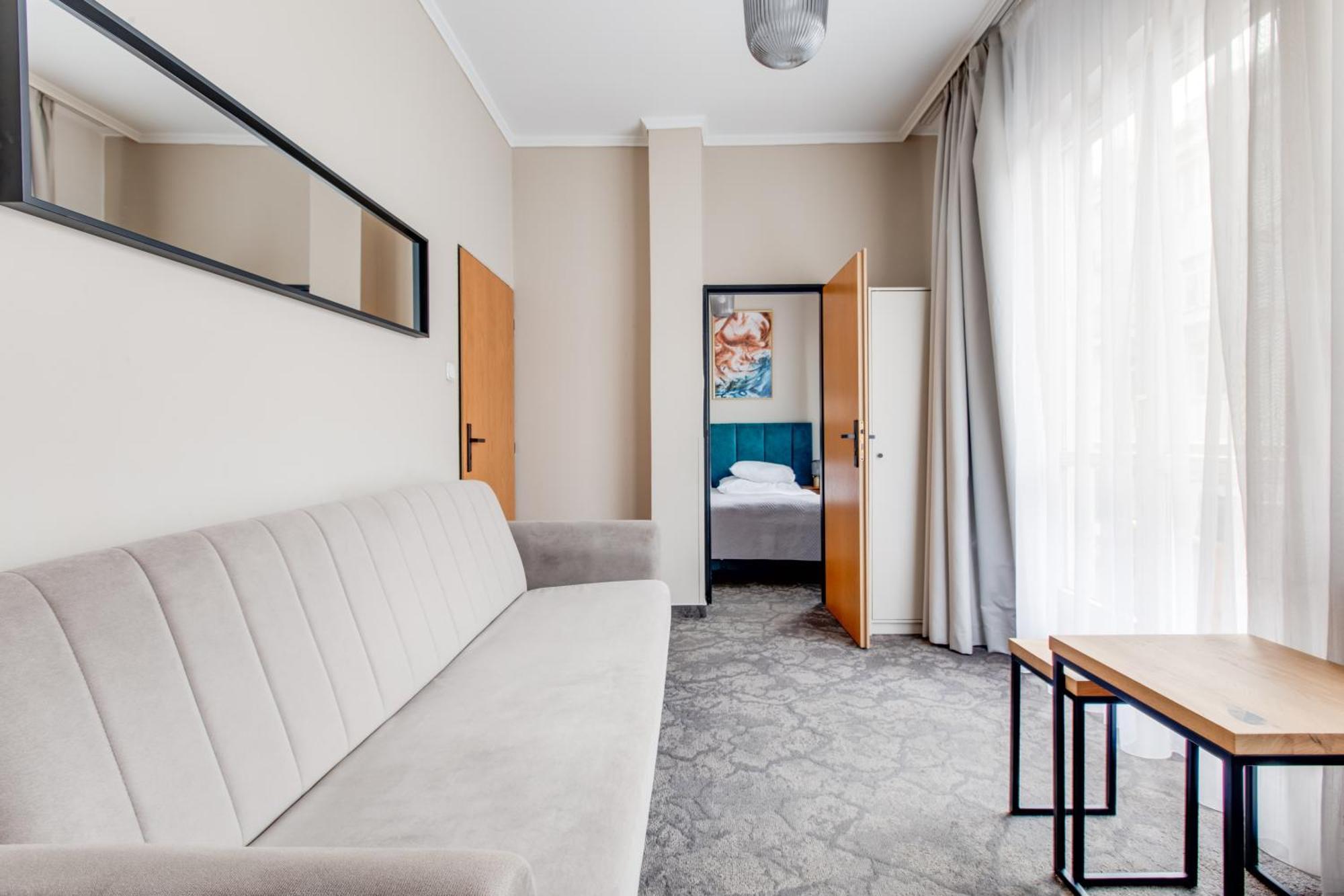 Andante 3* Prague